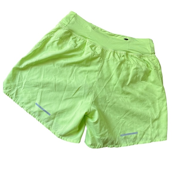 NEW Women’s The North Face Movement Running Water Resistant Shorts S - Picture 3 of 4